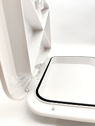 Палубный смотровой люк SeaFlo 270 х 375 мм для лодки / катера / яхты, пластиковый, инспекционный с крышкой и замками   