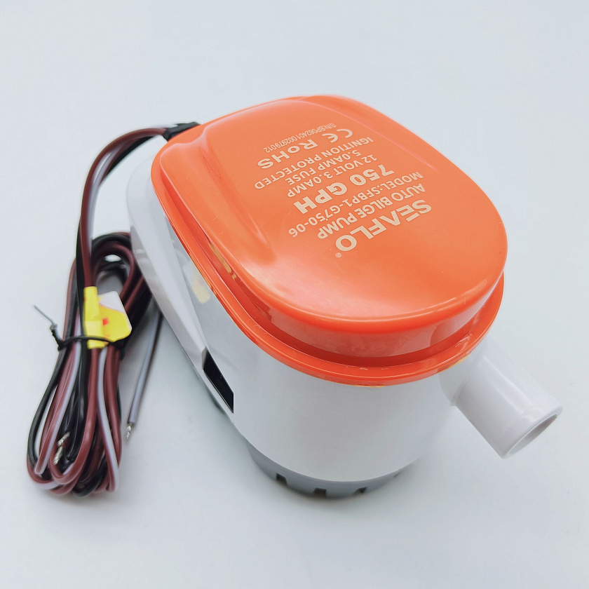 Автоматическая осушительная помпа SeaFlo 12 вольт, 750GPH (2838,75 л/час), для лодки (насос 12 В осушительный для откачки воды на судне / помпа водооткачивающая трюмная)