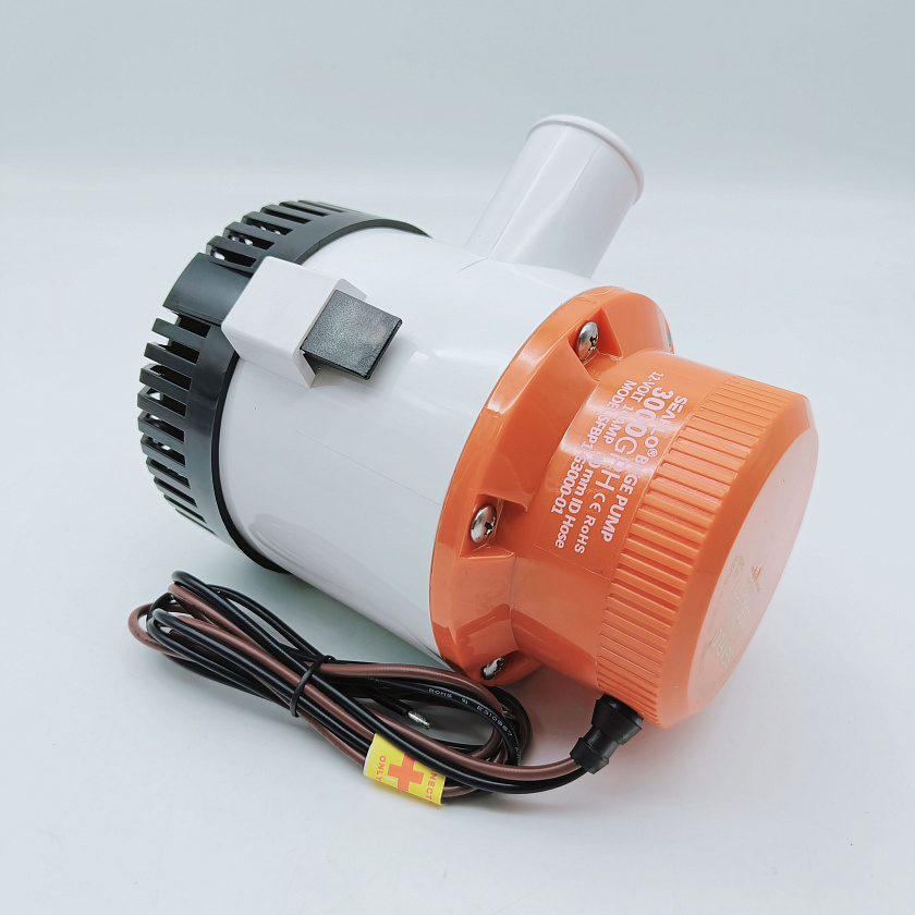 Осушительная помпа SeaFlo 12 вольт, 3000GPH (11355 л/час, высота 5 м), для лодки (насос 12 В осушительный для откачки воды на судне / помпа водооткачивающая трюмная)