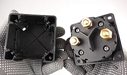 Выключатель массы ААА (Тайвань) для 2-х аккумуляторных батарей 12 / 24 В, OFF-1-BOTH-2 (2 АКБ) 250А (механический поворотный размыкатель ключ массы аккумулятора)   