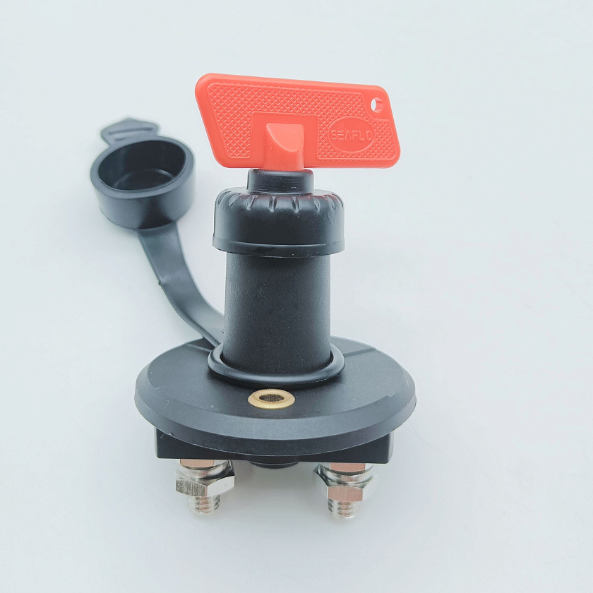 Выключатель массы SeaFlo со съемным ключом, для аккумуляторной батареи (АКБ), 125А, 12 / 24 В (поворотный размыкатель OFF / ON ключ массы аккумулятора для лодки, автомобиля и др. техники)