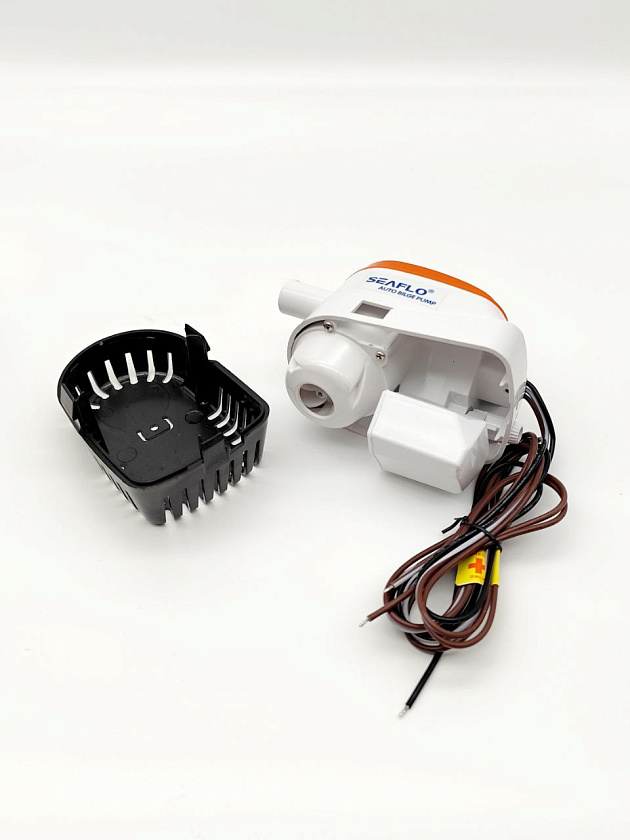 Автоматическая осушительная помпа SeaFlo 12 вольт, 600GPH (2271 л/час), для лодки (насос 12 В осушительный для откачки воды на судне / помпа водооткачивающая трюмная)