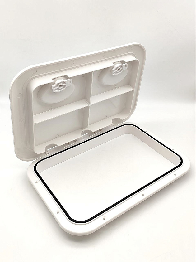 Палубный смотровой люк SeaFlo 315 х 440 мм для лодки / катера / яхты, пластиковый, инспекционный с крышкой и замками